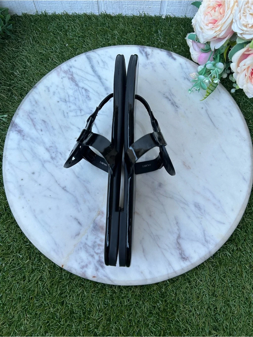 Tory Burch Miller Black soft sandal patent leather Size 9 gently used